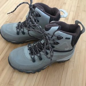 Merrell Gray Opti-Warm Hiking Boots Size 9